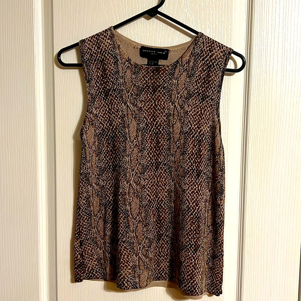 Sleeveless tank top